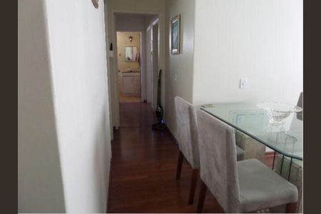 Apartamento à venda com 68m², 2 quartos e 1 vagaFoto 03