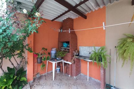 Casa à venda com 125m², 3 quartos e 3 vagas Casa à venda com 125m², 3 quartos e 3 vagasÁrea comum