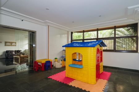 Apartamento à venda com 177m², 3 quartos e 3 vagasÁrea comum - Brinquedoteca