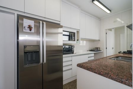 Apartamento à venda com 177m², 3 quartos e 3 vagasCozinha