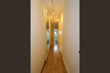 Apartamento à venda com 177m², 3 quartos e 3 vagasCorredor