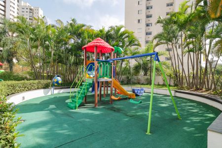 Apartamento à venda com 177m², 3 quartos e 3 vagasÁrea comum - Playground