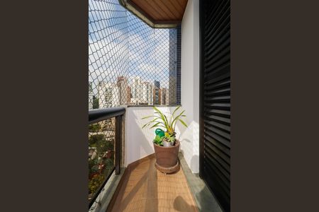 Apartamento à venda com 177m², 3 quartos e 3 vagasSuíte 1