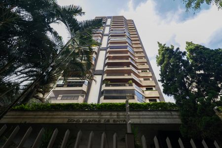 Apartamento à venda com 177m², 3 quartos e 3 vagasFachada