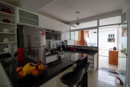 Casa à venda com 103m², 2 quartos e 2 vagasCozinha