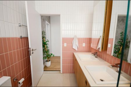 Casa à venda com 250m², 3 quartos e sem vagaBanheiro 1