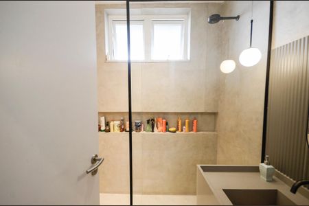 Casa à venda com 250m², 3 quartos e sem vagaBanheiro 2