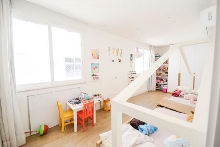 Casa à venda com 250m², 3 quartos e sem vagaQuarto 2