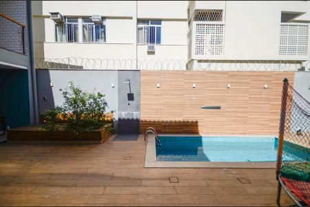 Casa à venda com 250m², 3 quartos e sem vagaÁrea externa