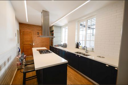 Casa à venda com 250m², 3 quartos e sem vagaCozinha