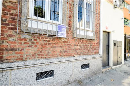 Casa à venda com 250m², 3 quartos e sem vagaFachada