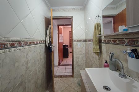 Casa à venda com 110m², 3 quartos e 3 vagasBanheiro