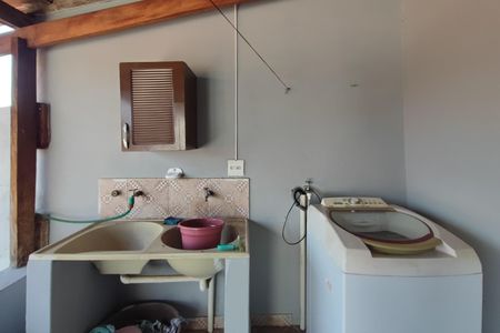 Casa à venda com 110m², 3 quartos e 3 vagasÁrea de Serviço