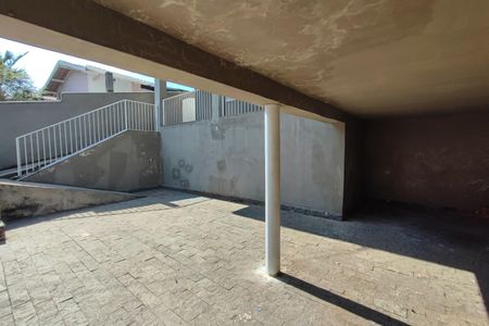 Casa à venda com 110m², 3 quartos e 3 vagasQuintal - Garagem