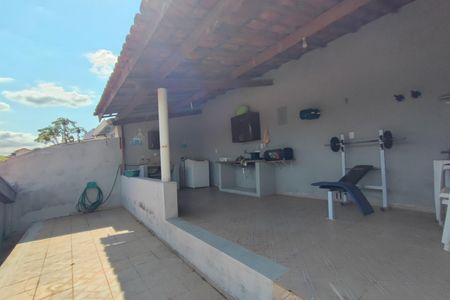 Casa à venda com 110m², 3 quartos e 3 vagasQuintal