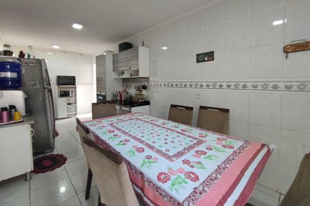 Casa à venda com 110m², 3 quartos e 3 vagasCopa