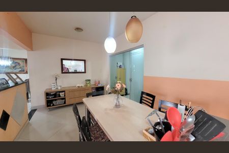 Casa à venda com 273m², 3 quartos e 3 vagas Casa à venda com 273m², 3 quartos e 3 vagasCozinha