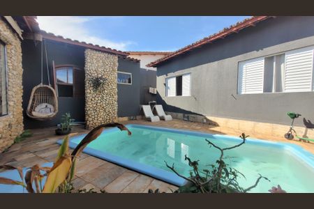 Casa à venda com 273m², 3 quartos e 3 vagas Casa à venda com 273m², 3 quartos e 3 vagasEspaço Gourmet - Piscina