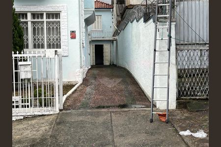 Casa à venda com 190m², 4 quartos e 5 vagas