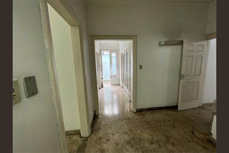 Casa à venda com 190m², 4 quartos e 5 vagas