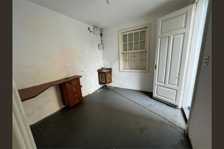 Casa à venda com 190m², 4 quartos e 5 vagas