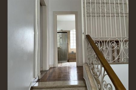 Casa à venda com 190m², 4 quartos e 5 vagas