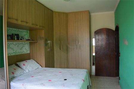 Casa à venda com 273m², 3 quartos e 3 vagas