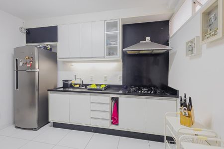 Apartamento à venda com 158m², 2 quartos e 1 vagaCozinha