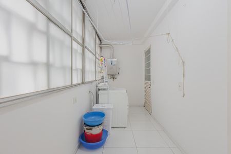 Apartamento à venda com 158m², 2 quartos e 1 vagaÁrea de Serviço