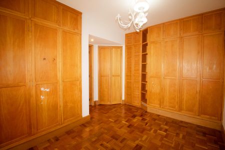 Apartamento à venda com 144m², 2 quartos e 2 vagasQuarto 2