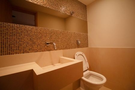 Apartamento à venda com 144m², 2 quartos e 2 vagasBanheiro 2