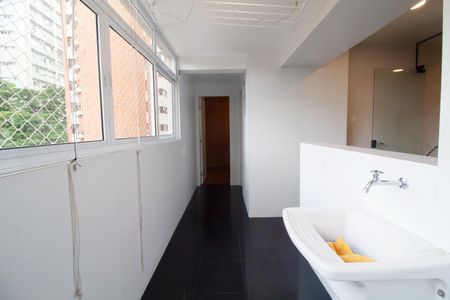 Apartamento à venda com 144m², 2 quartos e 2 vagasÁrea de Serviço