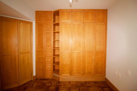 Apartamento à venda com 144m², 2 quartos e 2 vagasQuarto 2