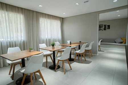 Apartamento à venda com 28m², 1 quarto e sem vaga Apartamento à venda com 28m², 1 quarto e sem vagaÁrea comum - Salão de festas