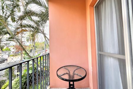 Apartamento para alugar com 65m², 2 quartos e 1 vagaVaranda