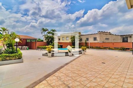 Apartamento para alugar com 65m², 2 quartos e 1 vagaÁrea comum - Piscina