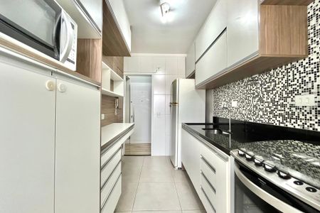 Apartamento para alugar com 65m², 2 quartos e 1 vagaCozinha