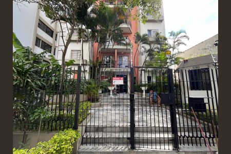 Apartamento para alugar com 65m², 2 quartos e 1 vagaFachada