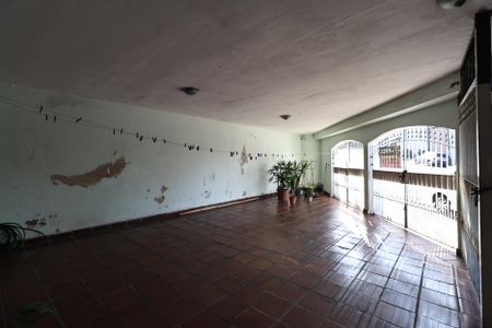 Casa à venda com 176m², 3 quartos e 3 vagasGaragem
