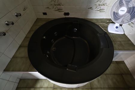 Casa à venda com 176m², 3 quartos e 3 vagasBanheiro da Suíte