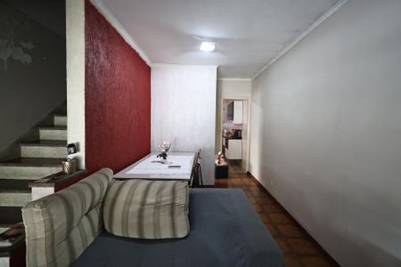 Casa à venda com 176m², 3 quartos e 3 vagasSala