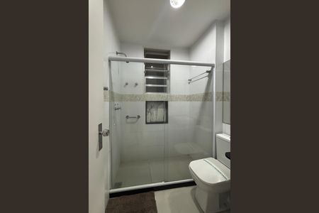 Apartamento à venda com 73m², 2 quartos e sem vagaBanheiro social