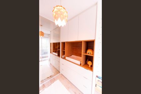 Apartamento à venda com 70m², 2 quartos e 2 vagasQuarto 2