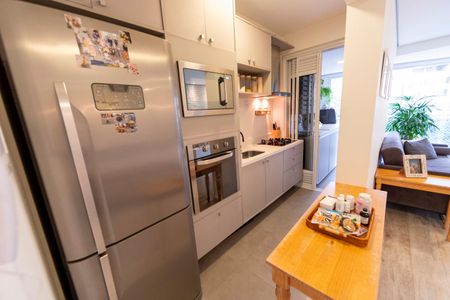 Apartamento à venda com 70m², 2 quartos e 2 vagasCozinha