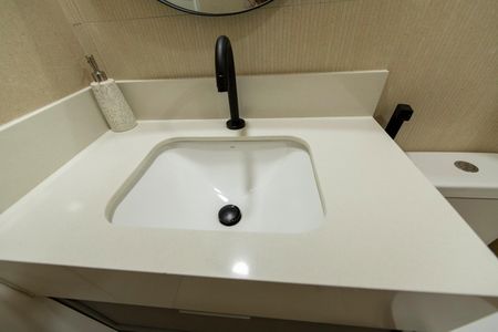 Apartamento à venda com 70m², 2 quartos e 2 vagasBanheiro 2