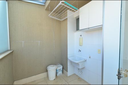 Apartamento à venda com 130m², 3 quartos e 2 vagasCozinha