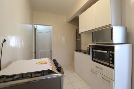 Apartamento à venda com 95m², 2 quartos e sem vagaCozinha