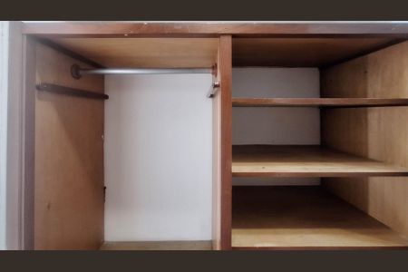 Apartamento para alugar com 66m², 2 quartos e 1 vagaCloset da suíte