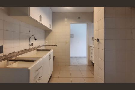 Apartamento para alugar com 66m², 2 quartos e 1 vagaCozinha