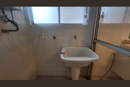 Apartamento para alugar com 66m², 2 quartos e 1 vagaBanheiro de serviço